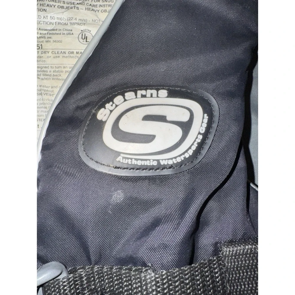 Adult Life Vests By Stearns Lot Of 2 Medium And Large